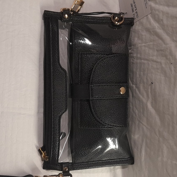 SONDRA ROBERTS SQUARED ..Small Bag with strap. [.New without Tag] - Picture 2 of 4